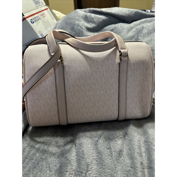 Michael Kors Medium Duffle Bag Satchel Light Powder Blush Pink MK Signature - Picture 6 of 13